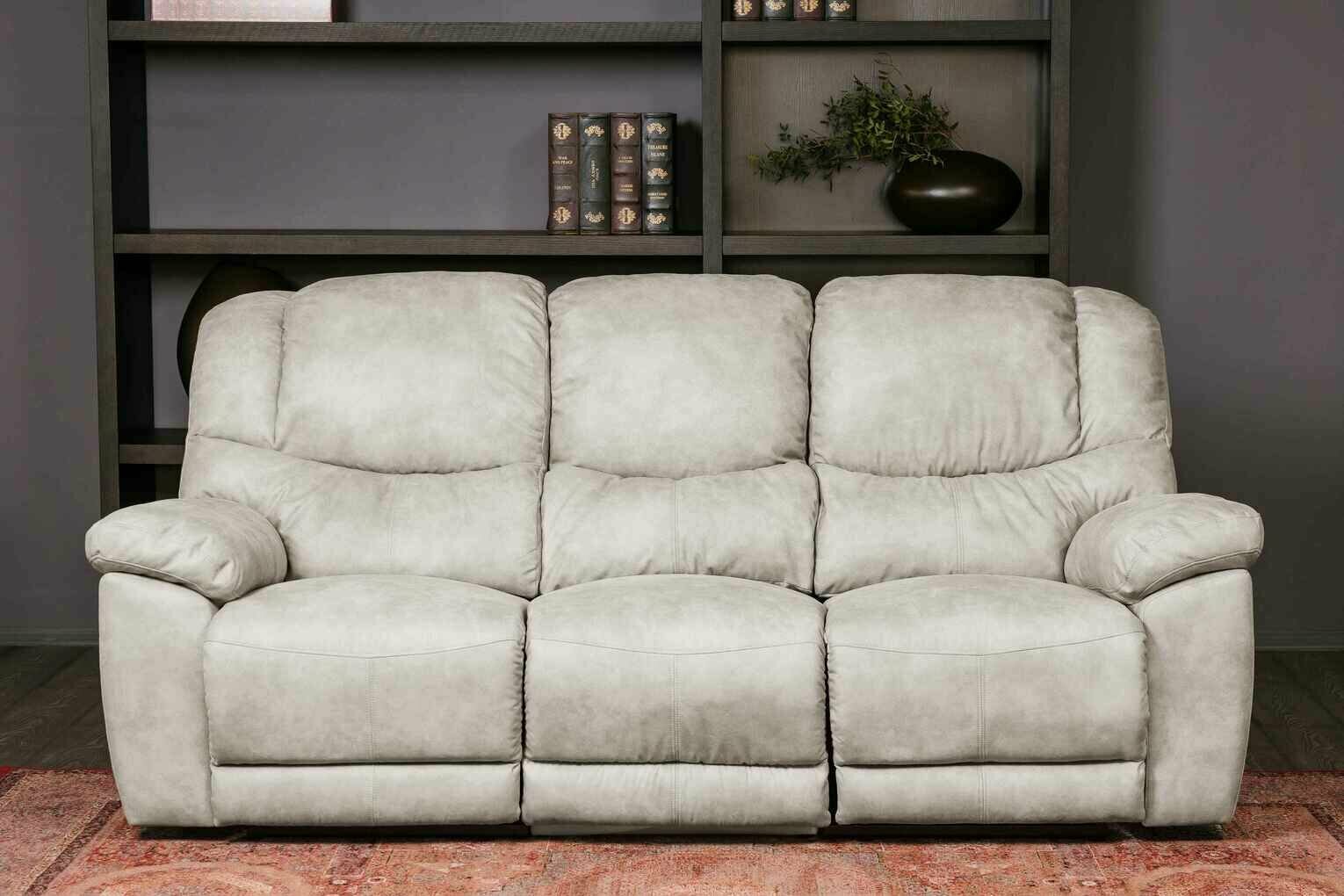 фото Диван RILAS прямой трехместный нераскладной мягкий с механизмом реклайнер в гостиную офис минимализм современный стиль искусственная замша серо-коричневый 2200х1000х1000