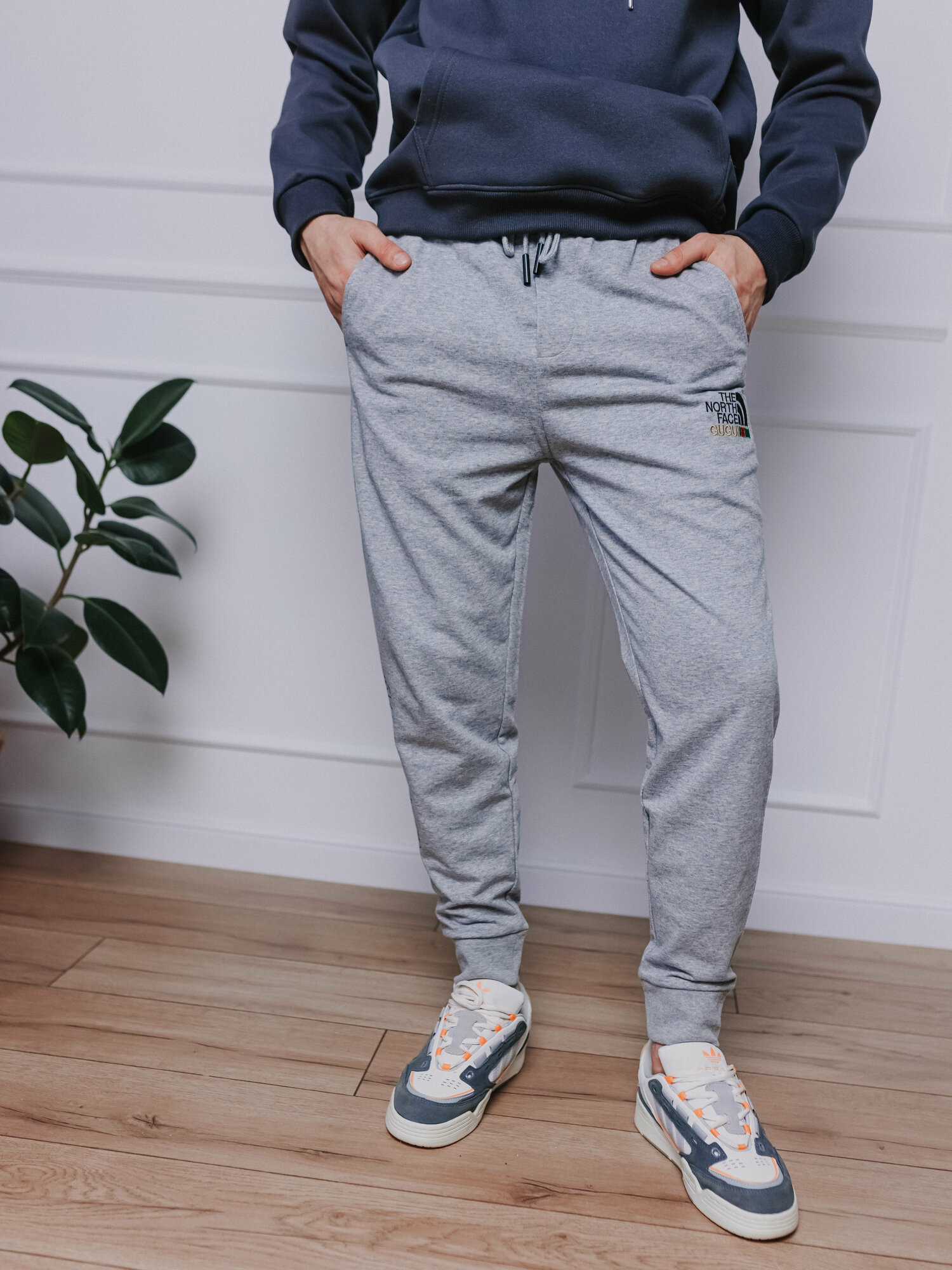 Брюки спортивные