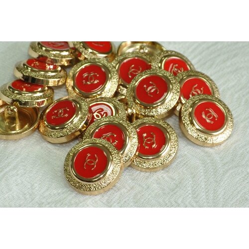 Пуговицы Chanel на ножке 18 мм 6 штук в наборе