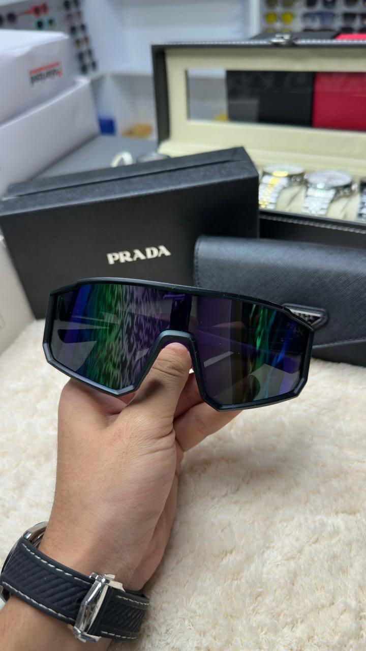 Солнцезащитные очки