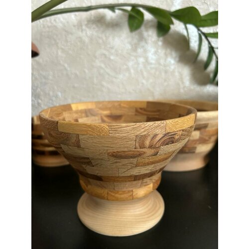 Ваза из дуба ясеня и бука. Деревянная посуда.