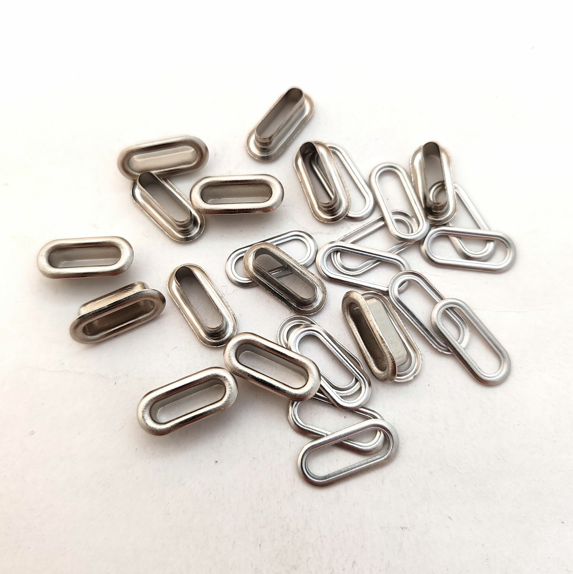 фото Люверс овальный 13х3,5 мм стальной, цвет никель, 100 шт