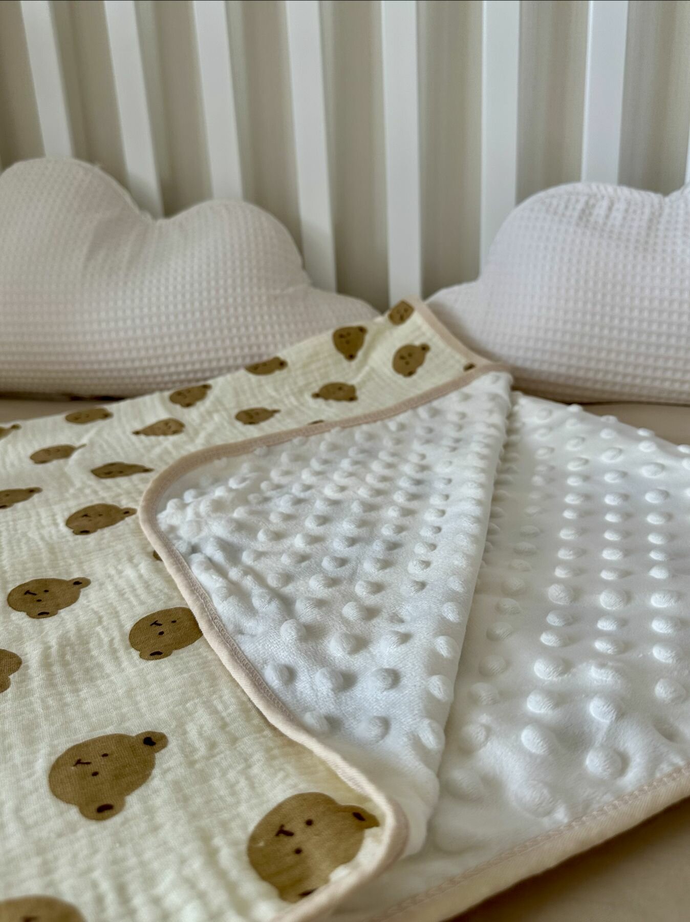 фото Муслиновое одеяло - плед для детей