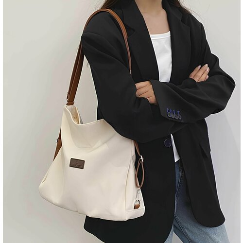 Сумка-рюкзак Rokky Rabbit, фактура зернистая, белая