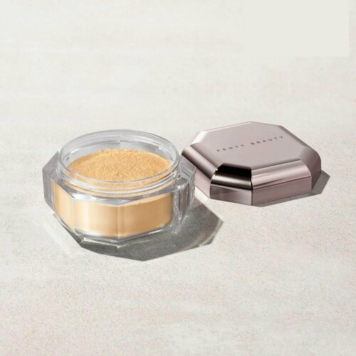Сверхтонкая рассыпчатая пудра Fenty Beauty PRO FILTR - LAVENDER 01 7890₽