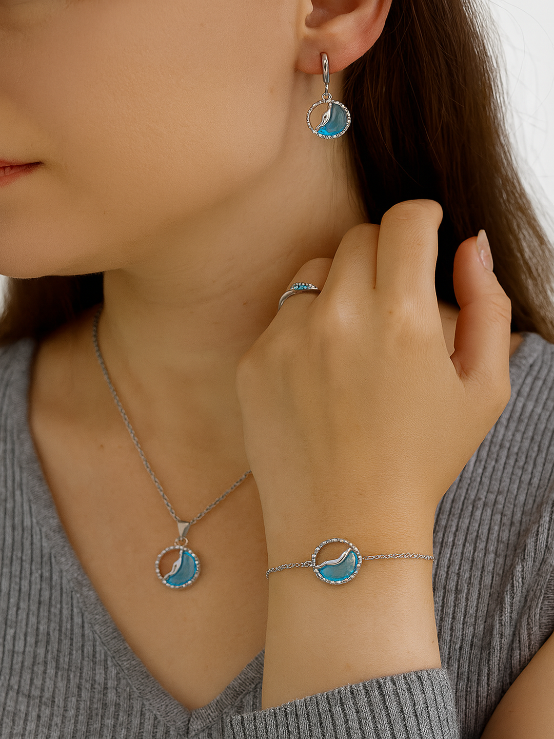 Комплект бижутерии Van Cleef & Arpels, размер кольца 16, синий