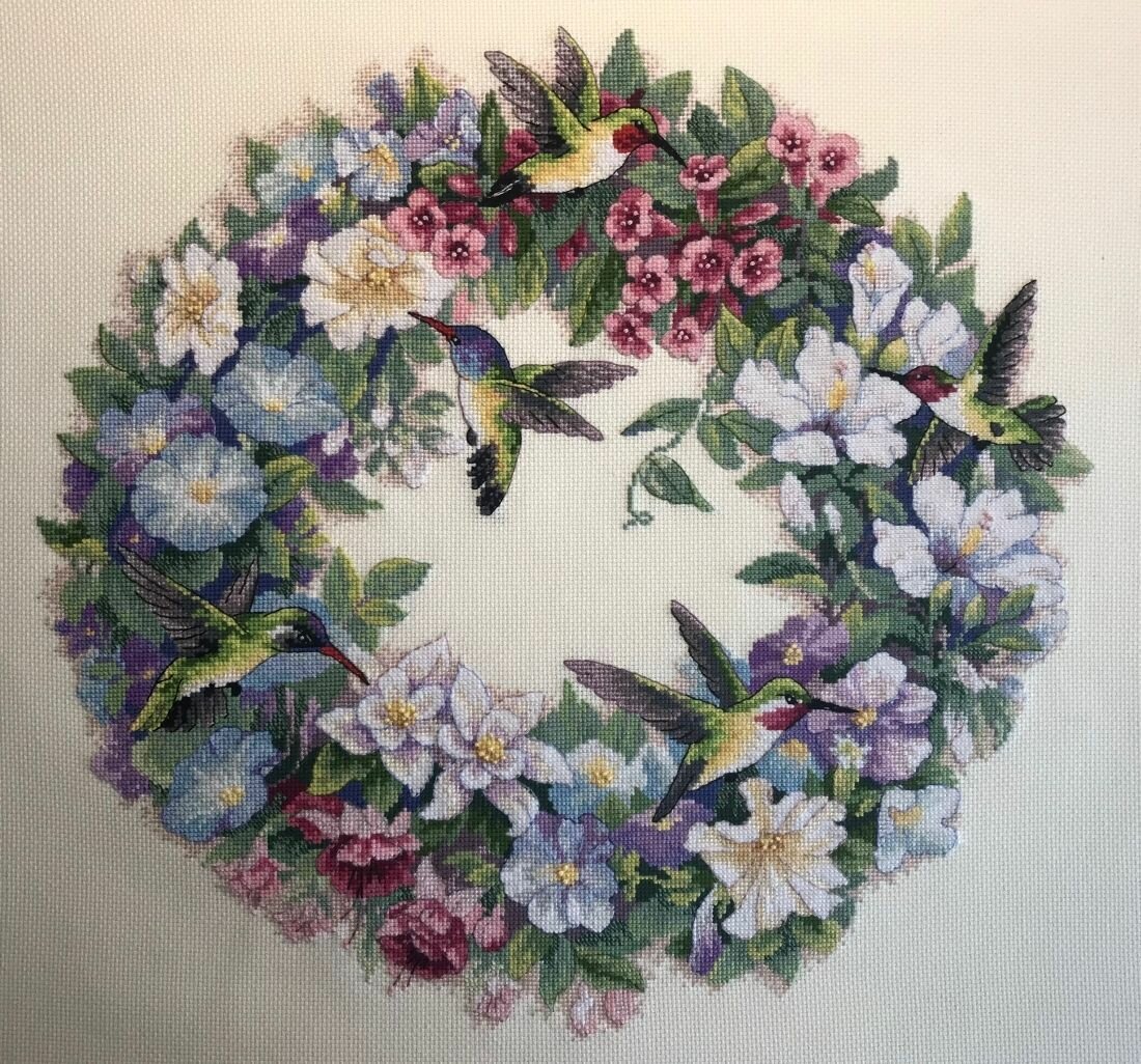 35132 Набор для вышивания крестом "Венок и колибри"36*36см DIMENSIONS