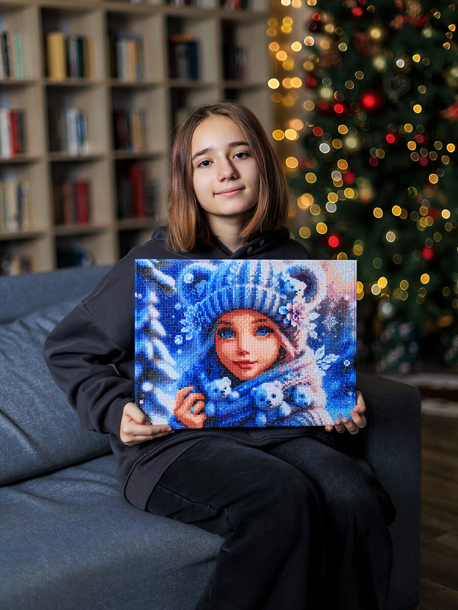Алмазная мозаика на подрамнике «Девочка с мишками зимой» — фото 1