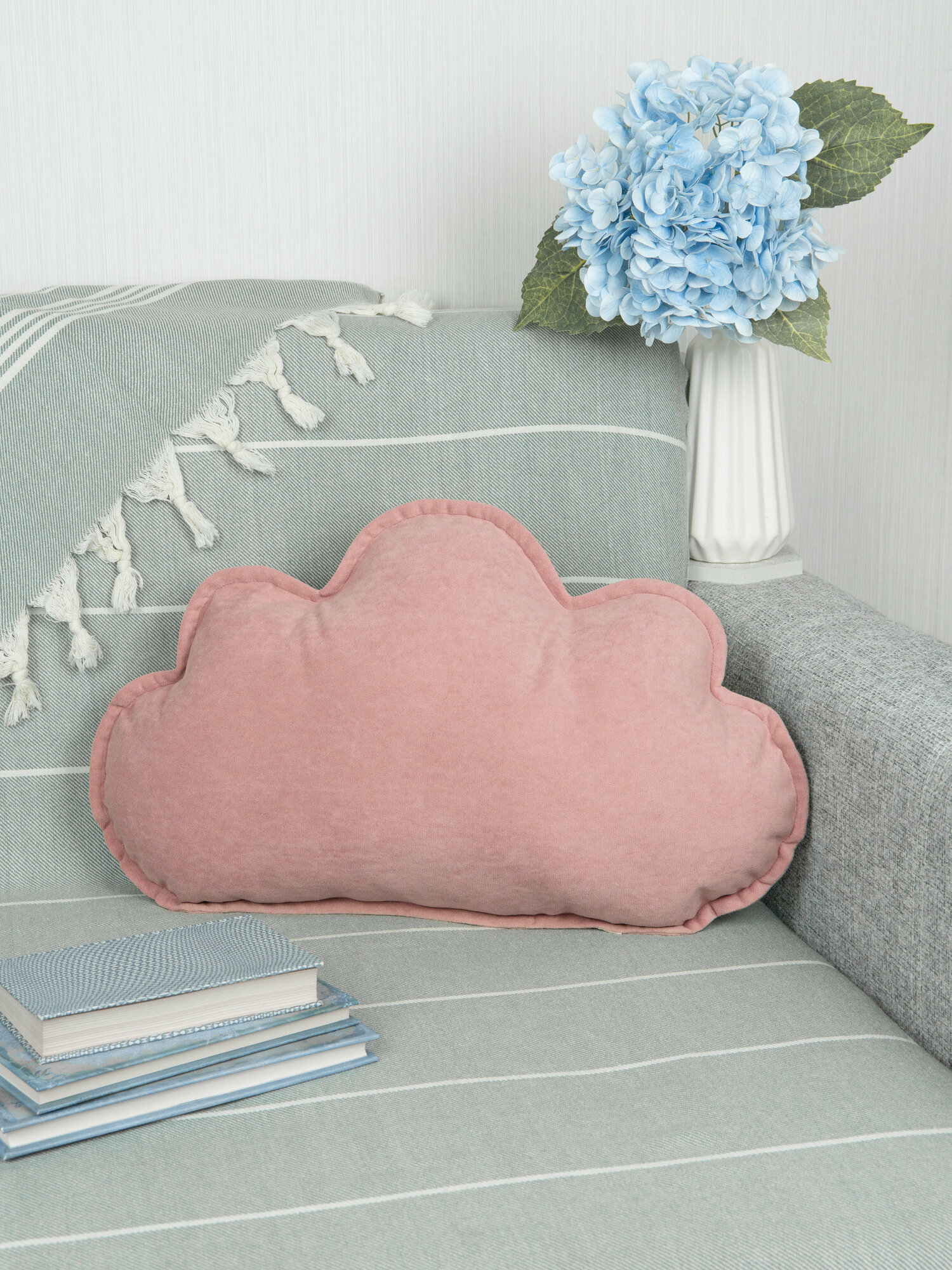 Подушка декоративная Облако (облачко) велюр, 45х30, цвет пудрово-розовый