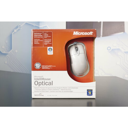 Microsoft IntelliMouse 1.1 Optical White