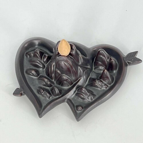 Статуэтка два сердца на скалах 2190₽