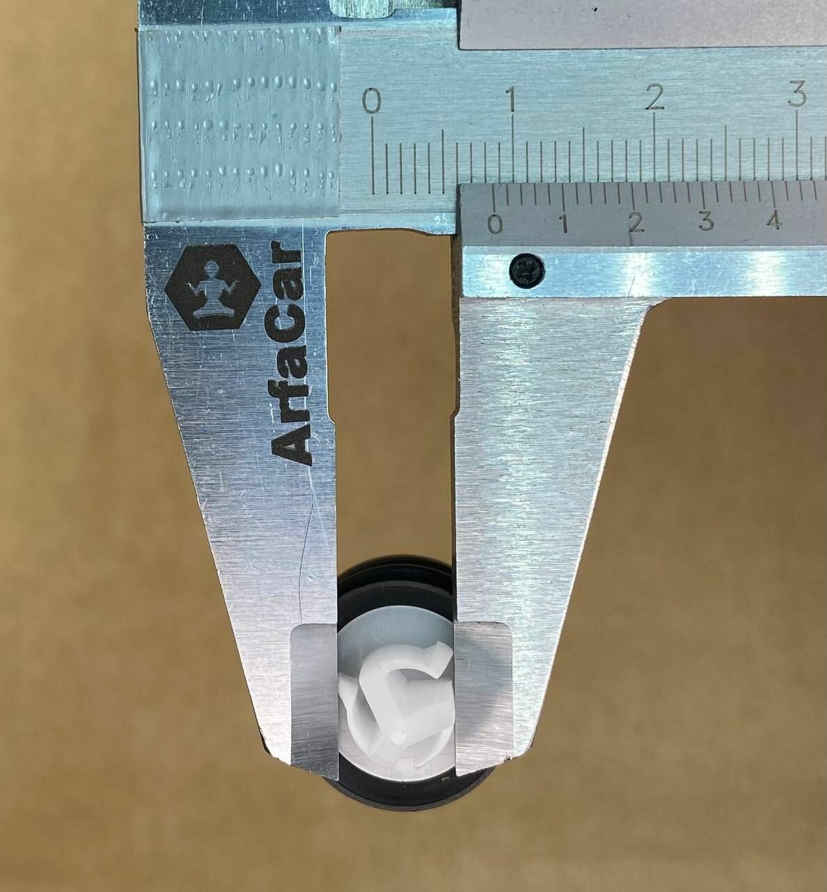 Клипса 1376567 Volvo обшивки двери, комплект 10шт — фото 1