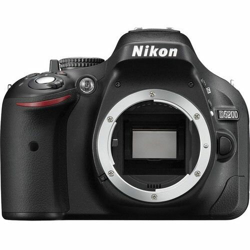 Фотоаппарат NIKON D5200 BODY