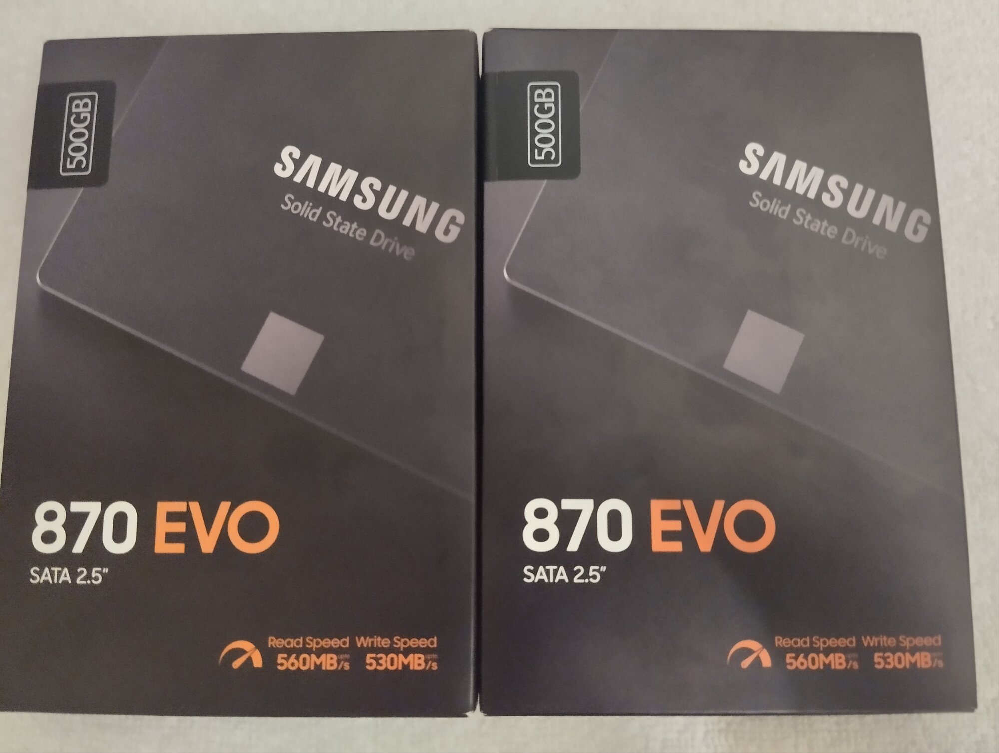 Твердотельный накопитель Samsung 870 EVO 500 ГБ SATA MZ-77E500BW.