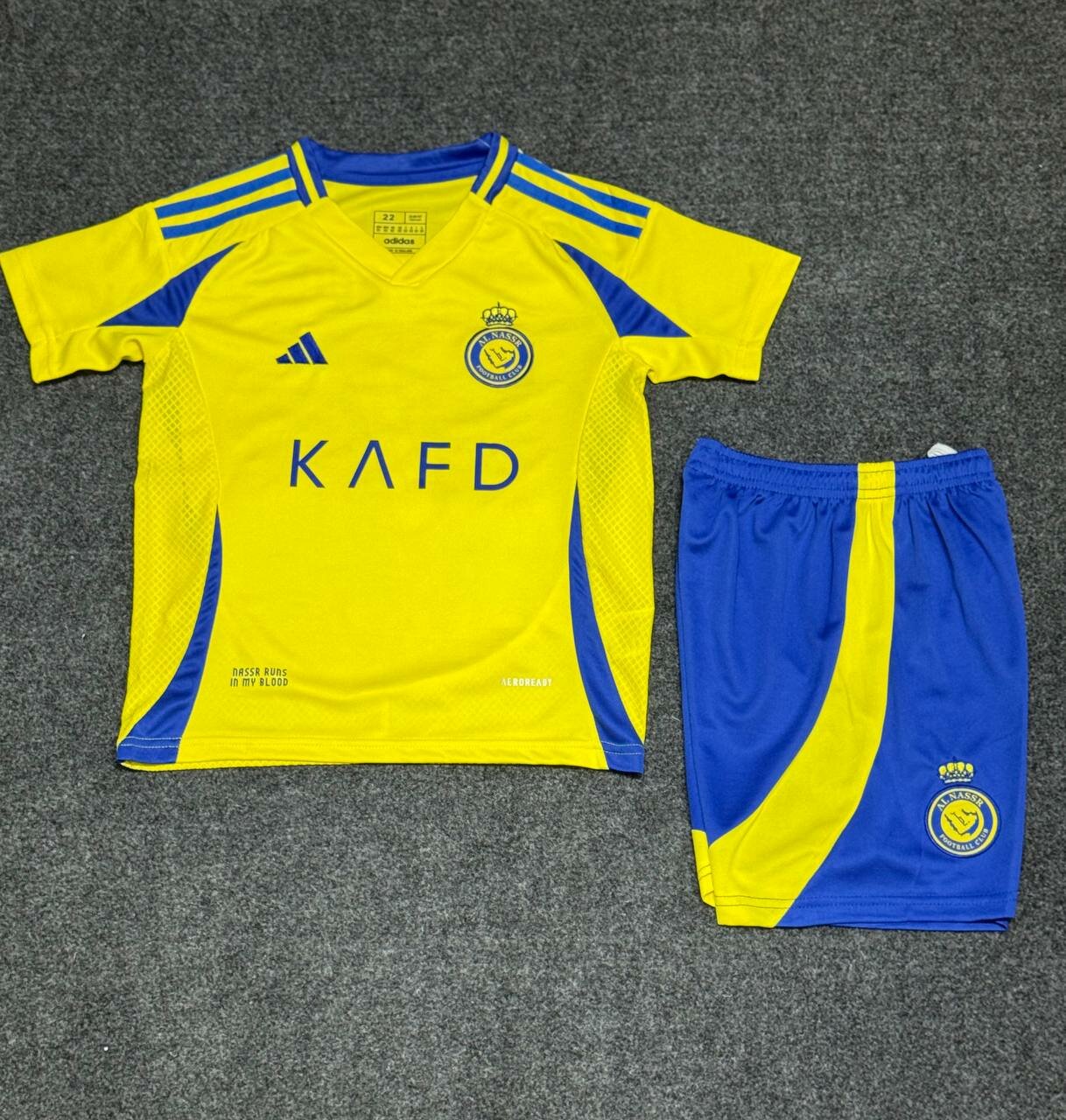 Форма спортивная adidas adidas, размер 13, yellow