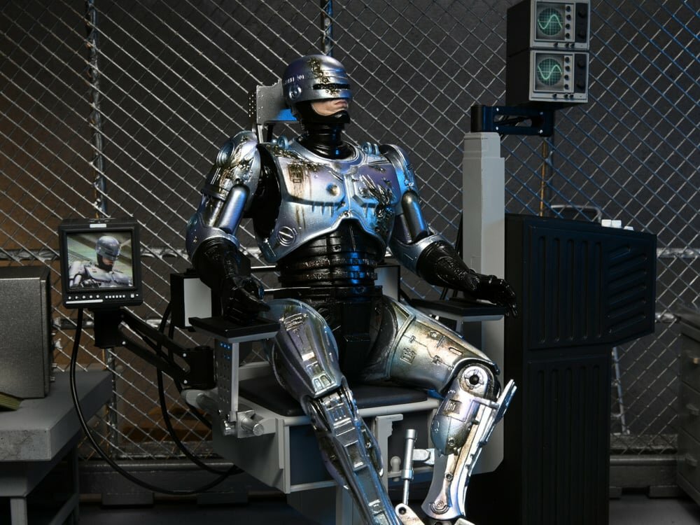 NECA RoboCop Ultimate Battle-Damaged с креслом (7″, 35-летие фильма) — фото 1