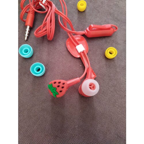 Детские наушники красные с клубникой 29000₽