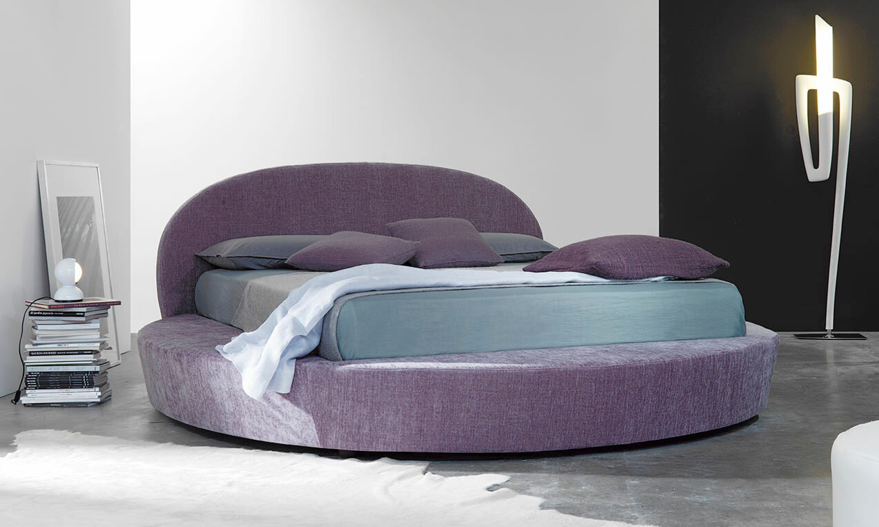 Двуспальная круглая кровать 180х200, с подъемным механизмом и ящиком для белья, SITDOWN, "Лилу", ткань, фиолетовая