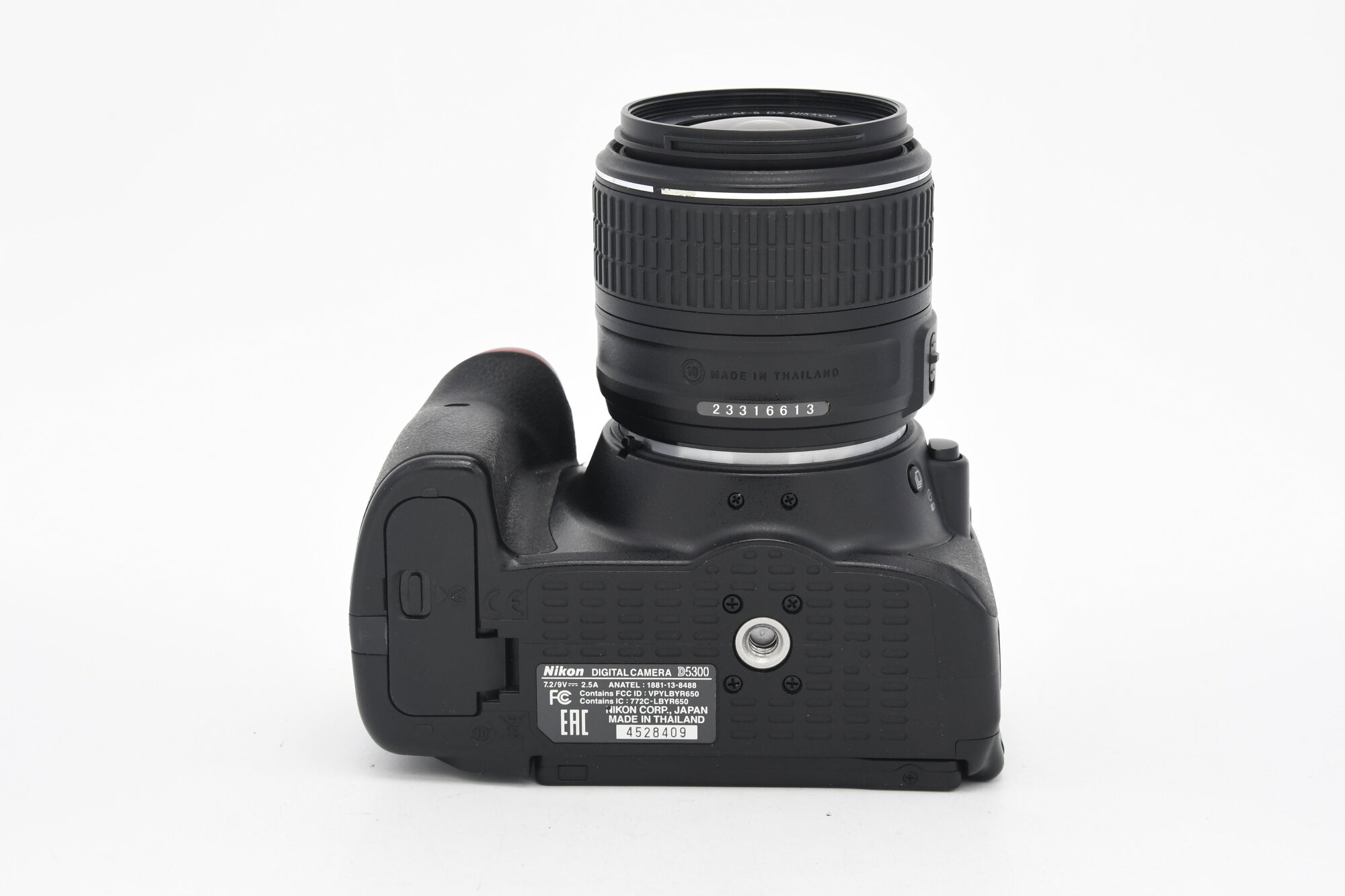 Зеркальный фотоаппарат Nikon D5300 Kit AF-S 18-55mm f/3.5-5.6G VR II DX