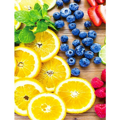 Алмазная мозаика. Картина стразами на подрамнике (размер 40х50 см, полная выкладка, круглые стразы) Ягоды