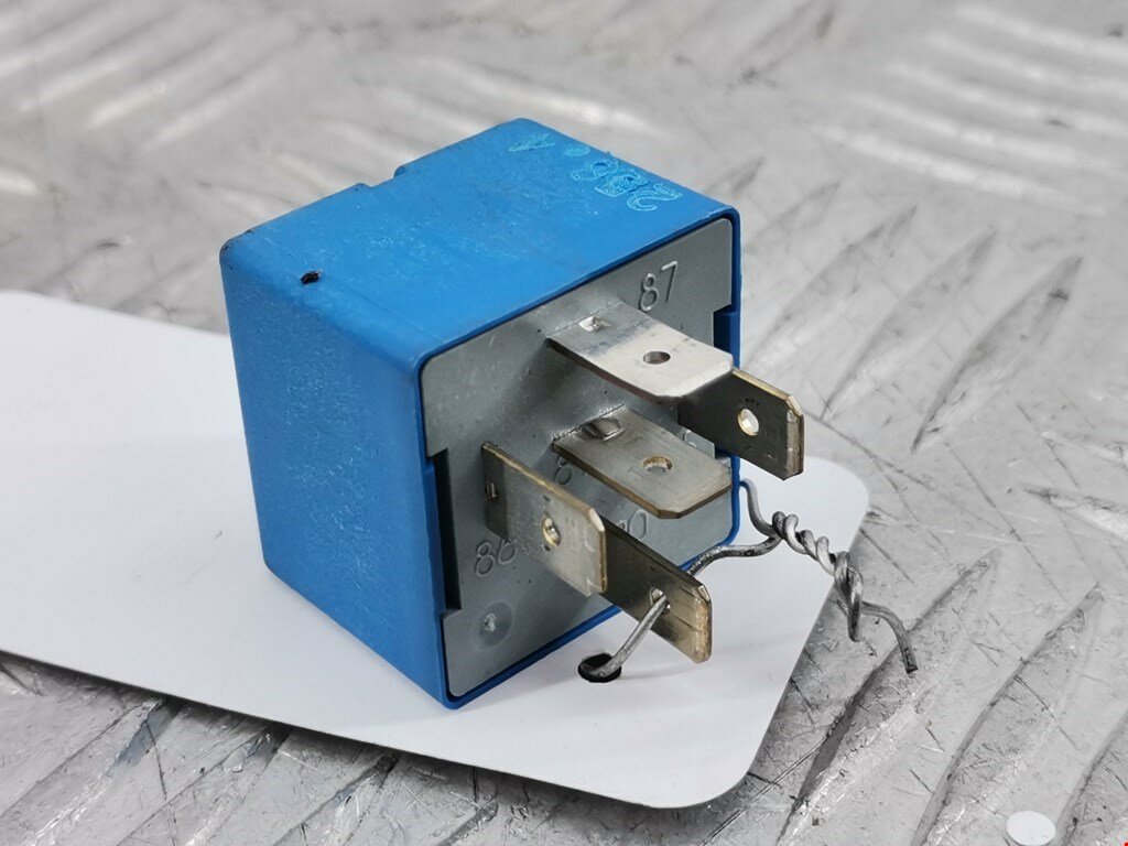 Реле Renault Midlum 24V03523 арт. 2098318