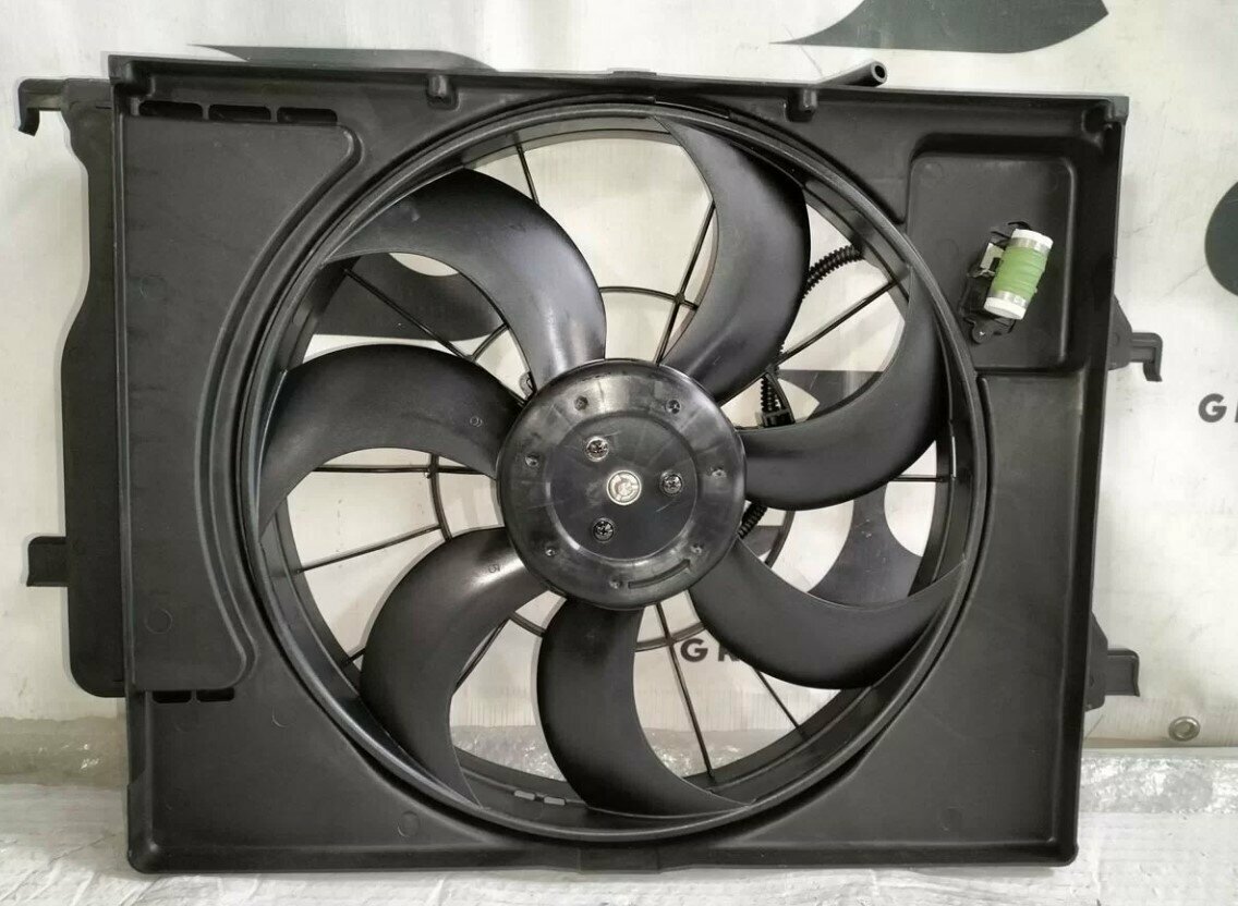 фото OEM 25380H5050 - Диффузор радиатора в сборе KIA RIO поколение 2017-2020 - Диффузор KA-Рио (18-.) HY-Солярис (17-.) в сборе с вентилятором