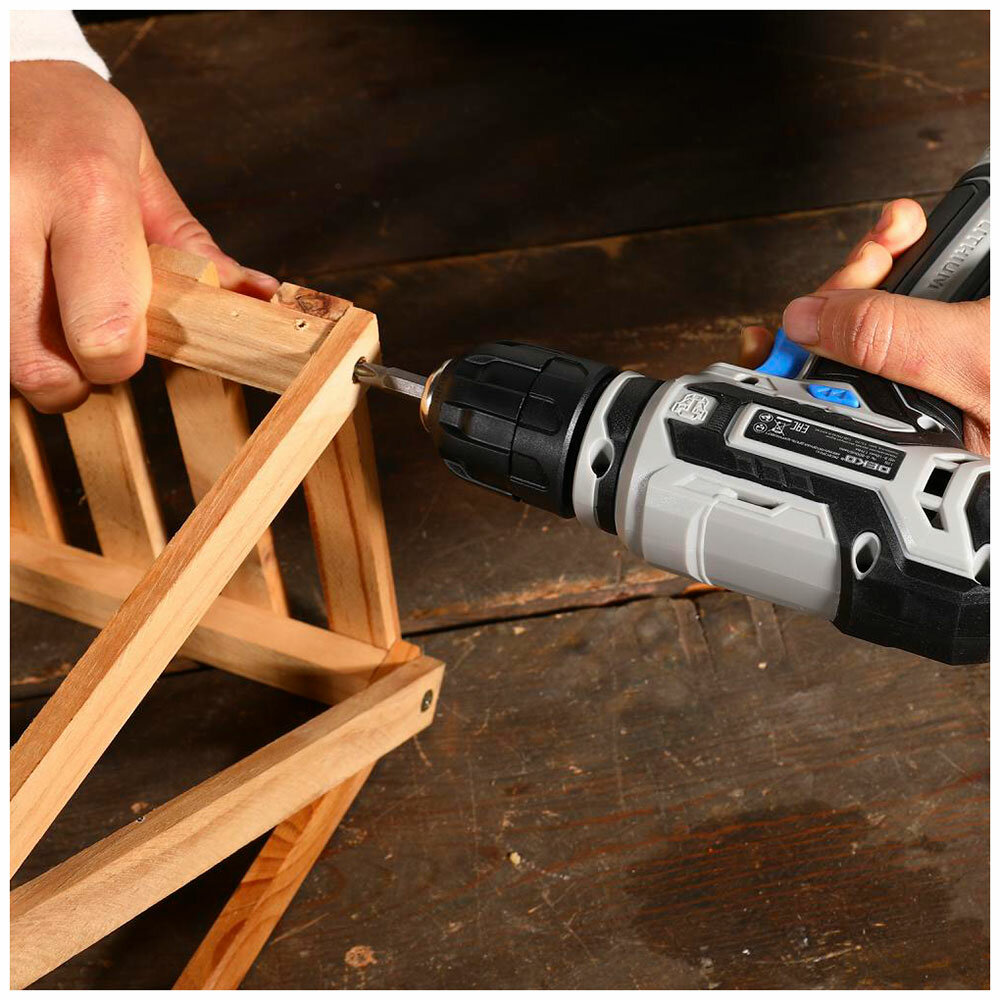 Аккумуляторная дрель-шуруповерт Deko - фото №5