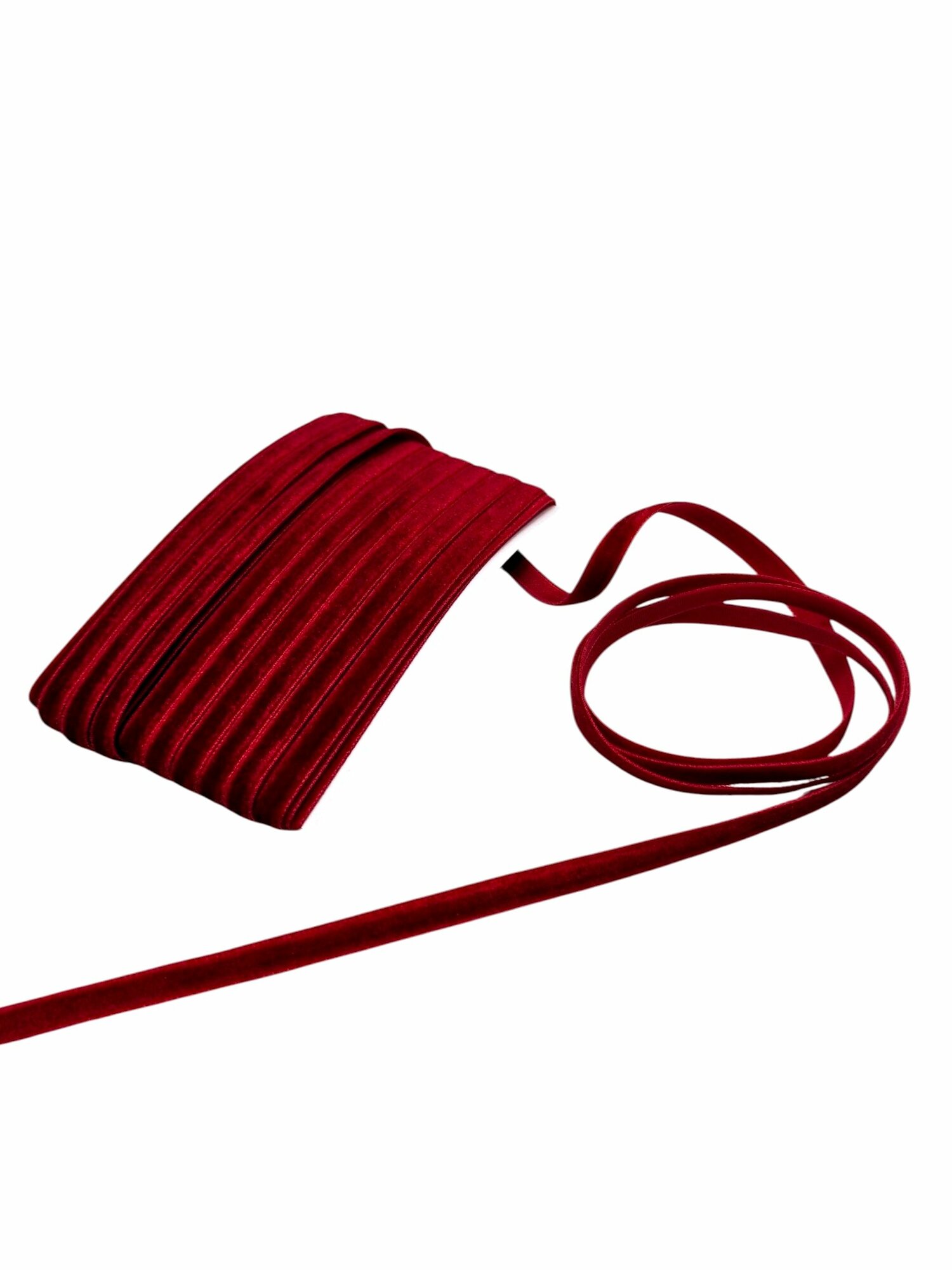 Бархатная лента 6 мм бордового цвета 5 метров