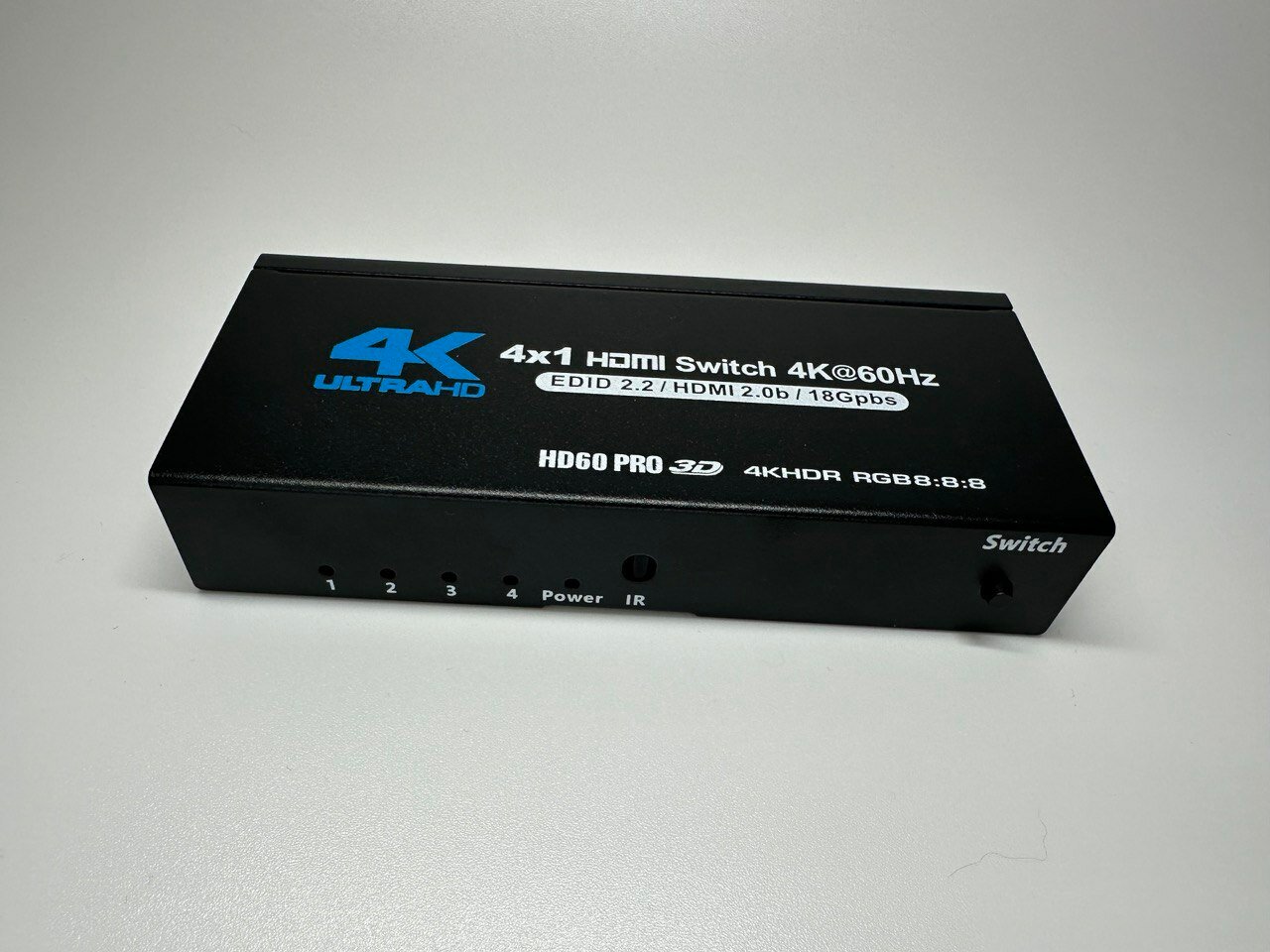 Переключатель (Switch) HDMI 4х1 Ultra HD V-2.0 (4Kx2K, 3D) /VСonn/