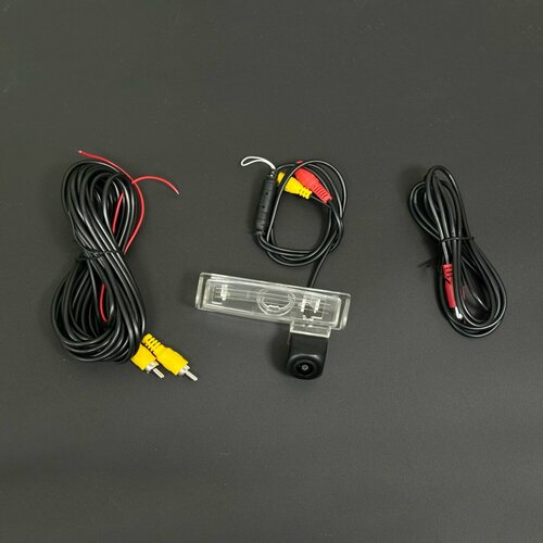 Камера заднего вида Toyota Camry 20082011 Harrier Prius 2000₽