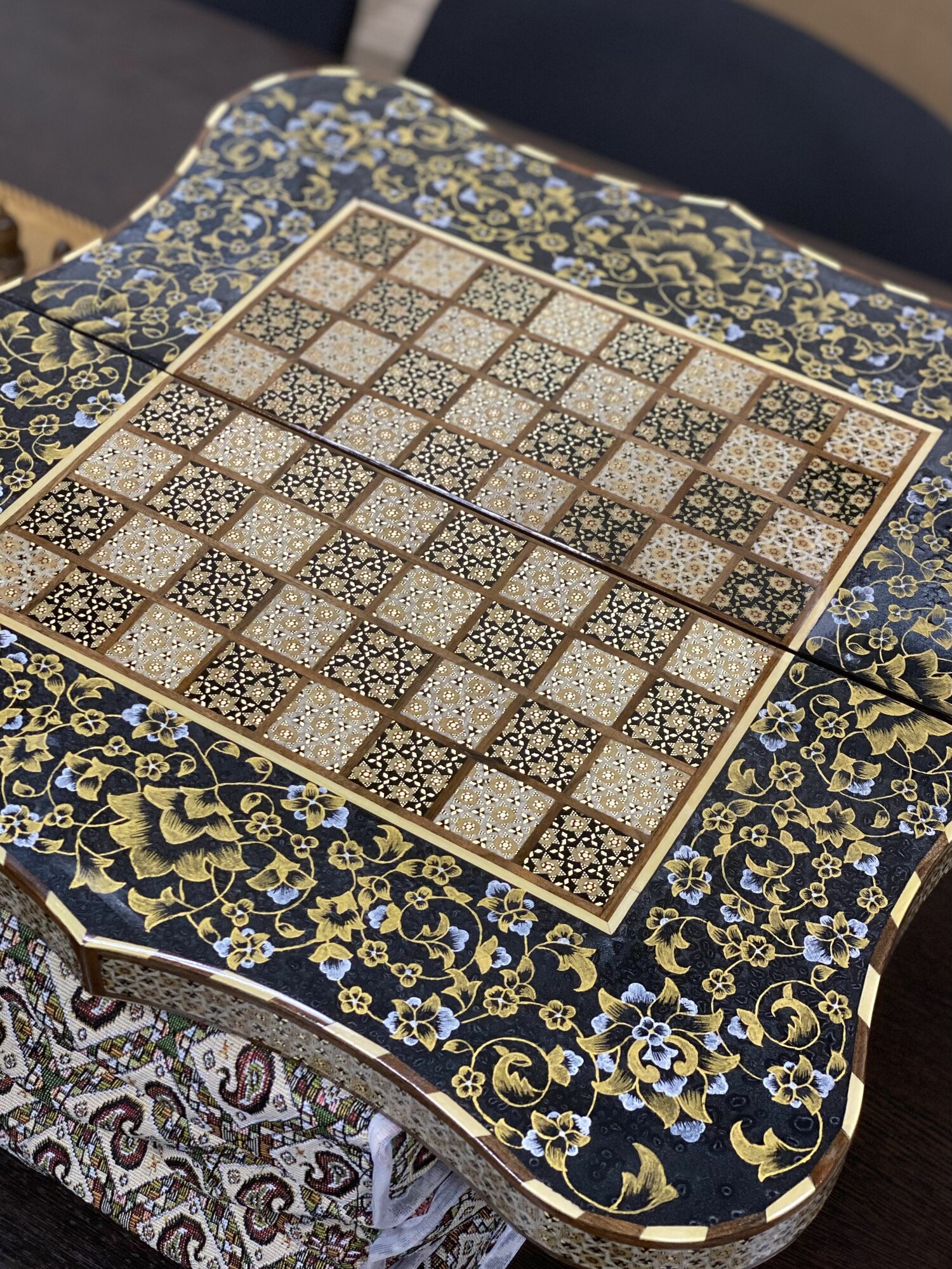 Шахматы-нарды Персидский базар "Хатам" Иран, ручная работа, с миниатюрами, деревянная инкрустация из натуральных материалов — фото 1