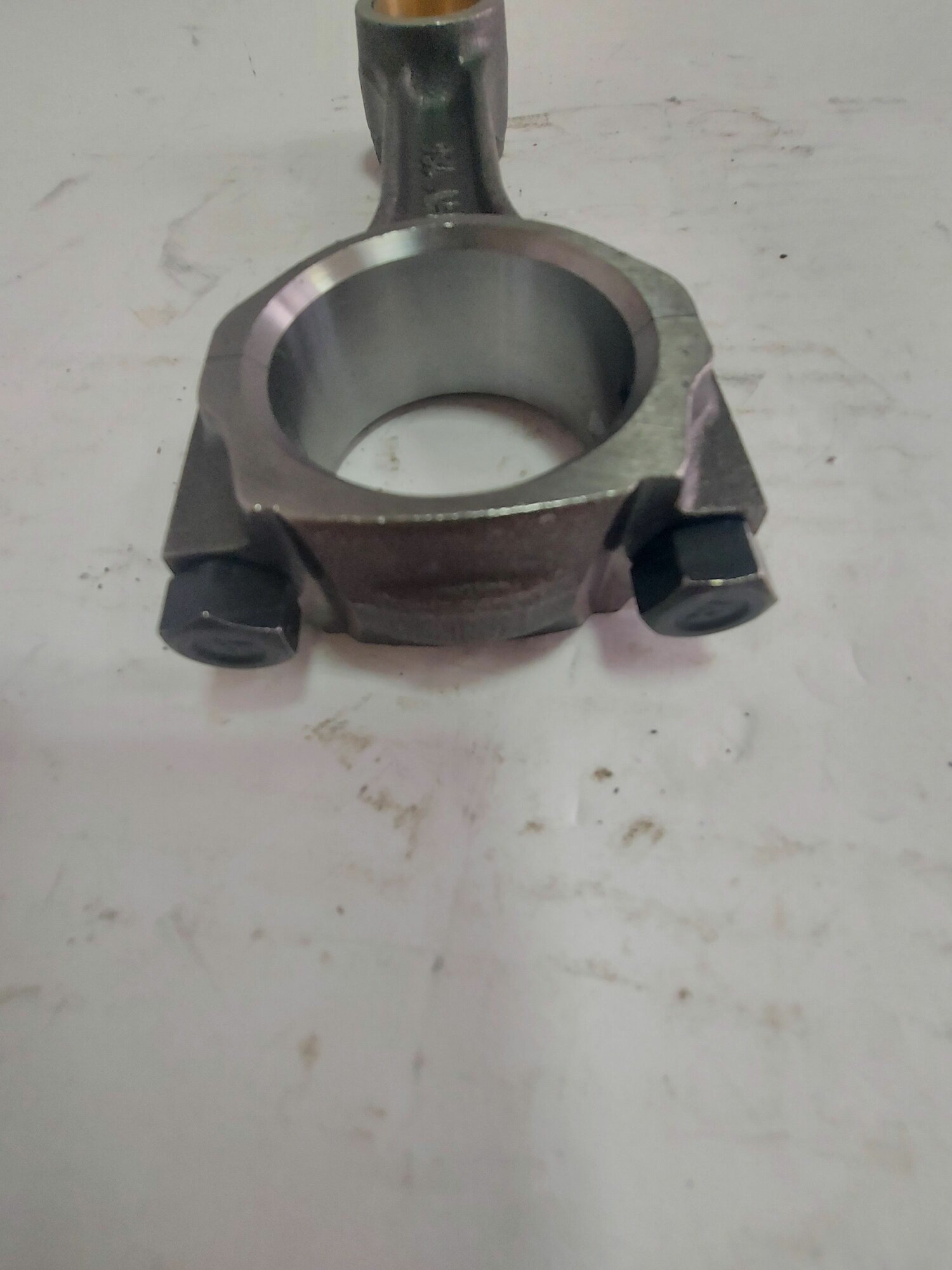 Шатун 186FА-43 (шейка 40мм) 84,5 — фото 1