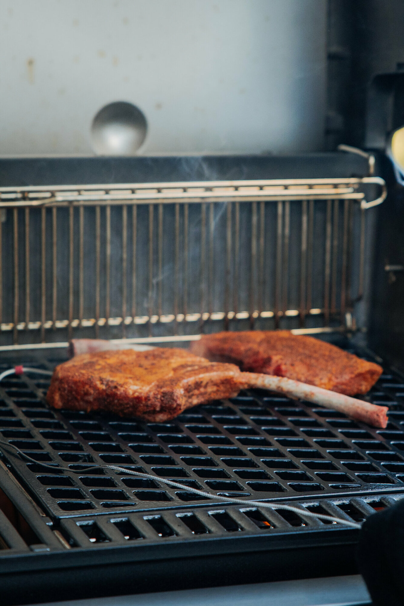 Решетка Sear Grate двусторонняя Weber Crafted, 7680 - фото №9