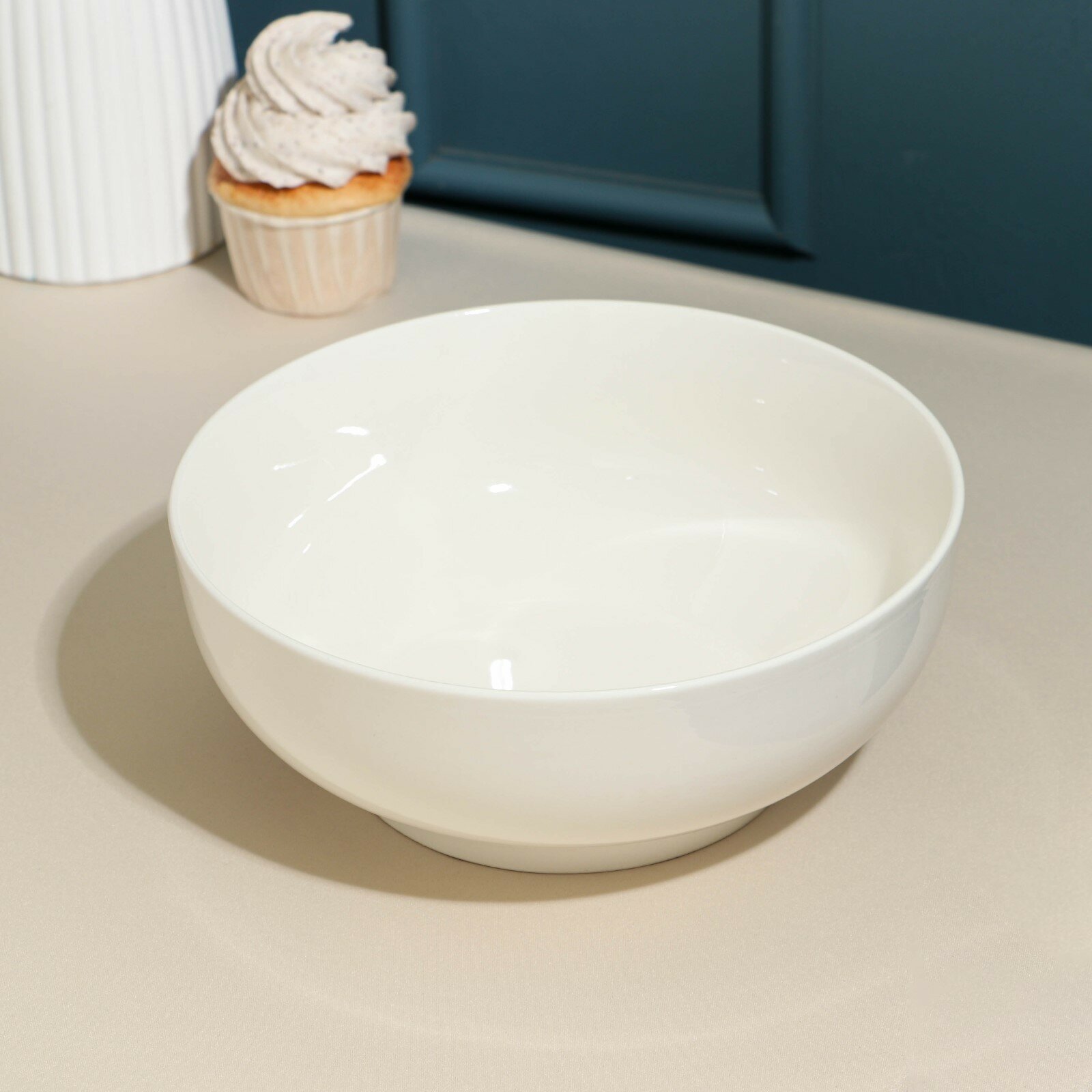 фото Салатник фарфоровый «Универсальный», d=20.5 см, 1.8 л, белый