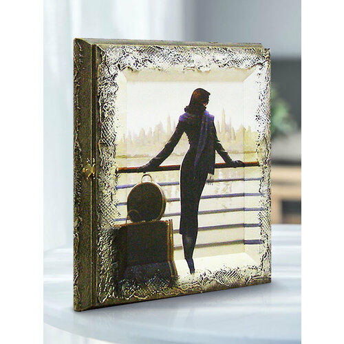 Ключница настенная закрытая деревянная 20х25 (29х34х6) Декарт мужская женская декор из дерева ручная работа в интерьер