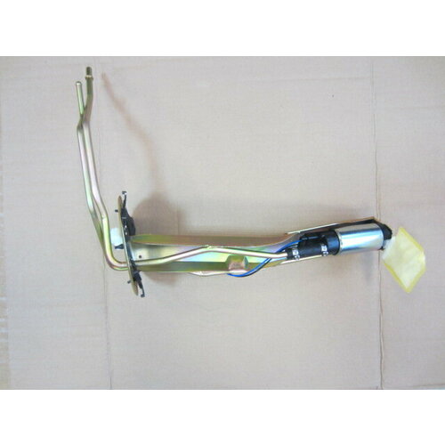 Насос топливный совместимый с Mitsubishi Pajero Montero Sport 1997-2000 Mitsubishi Pajero Montero Sport 2000-2004 MR439709 11000₽