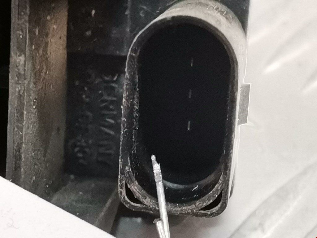 Усилитель антенны Audi A6 C6 4B0919145A арт. 1763084