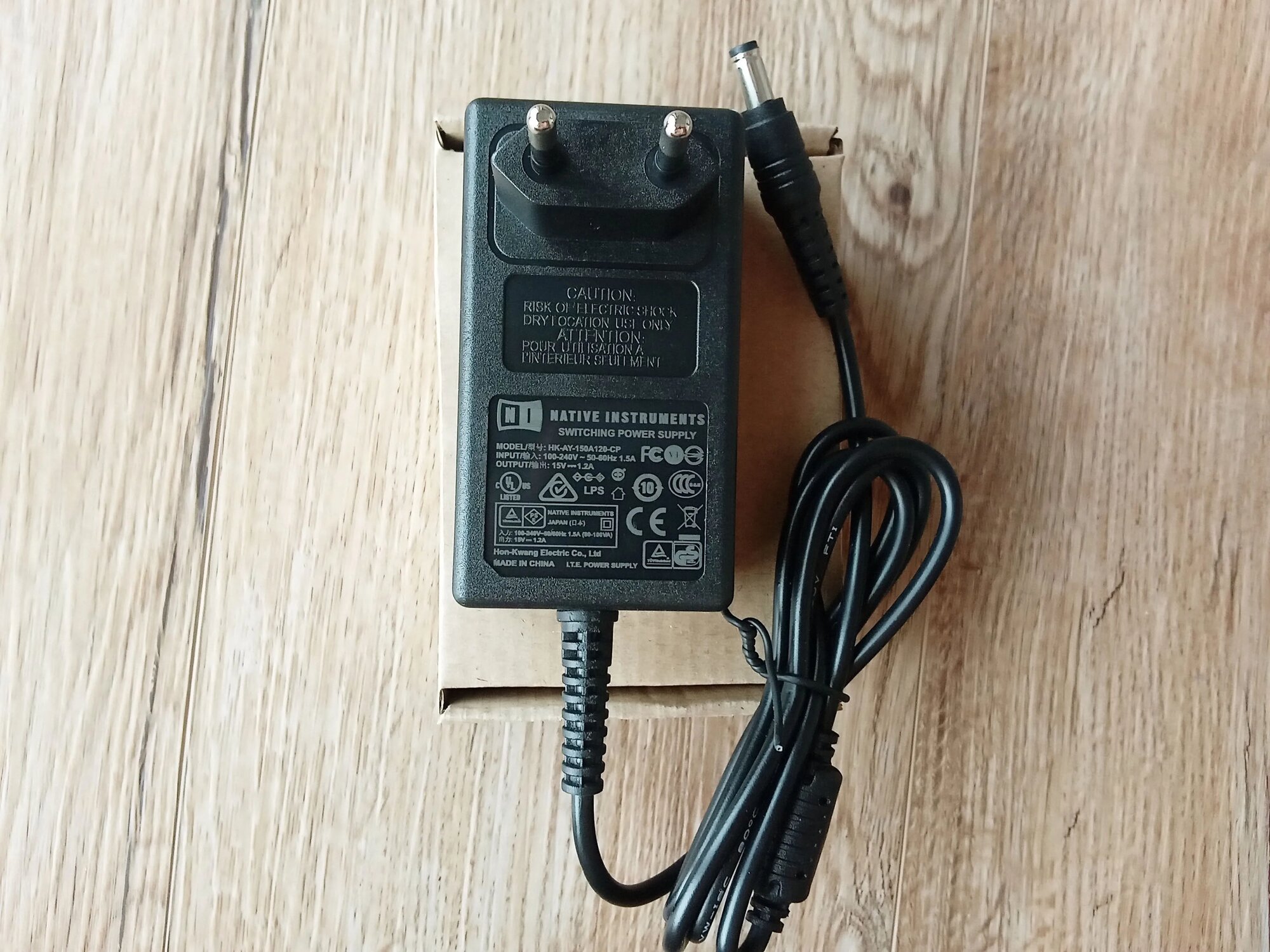 Блок питания для Native Instruments Traktor Audio 2 Mk2 — фото 1