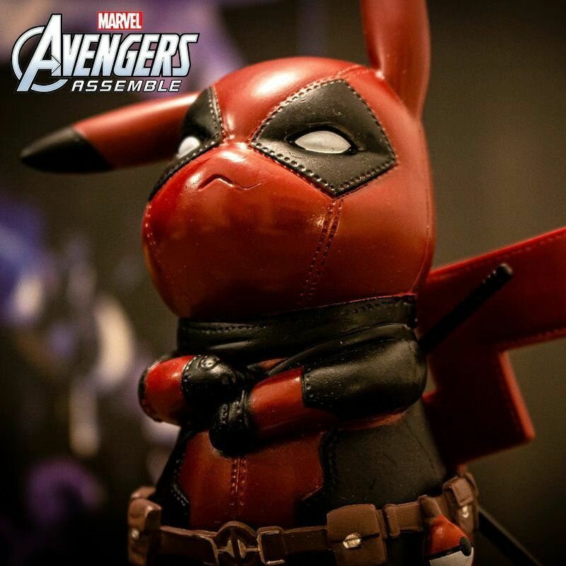 Фигурка Покемон Пикачу Дэдпул / Pokemon Pikachu Deadpool (13см)