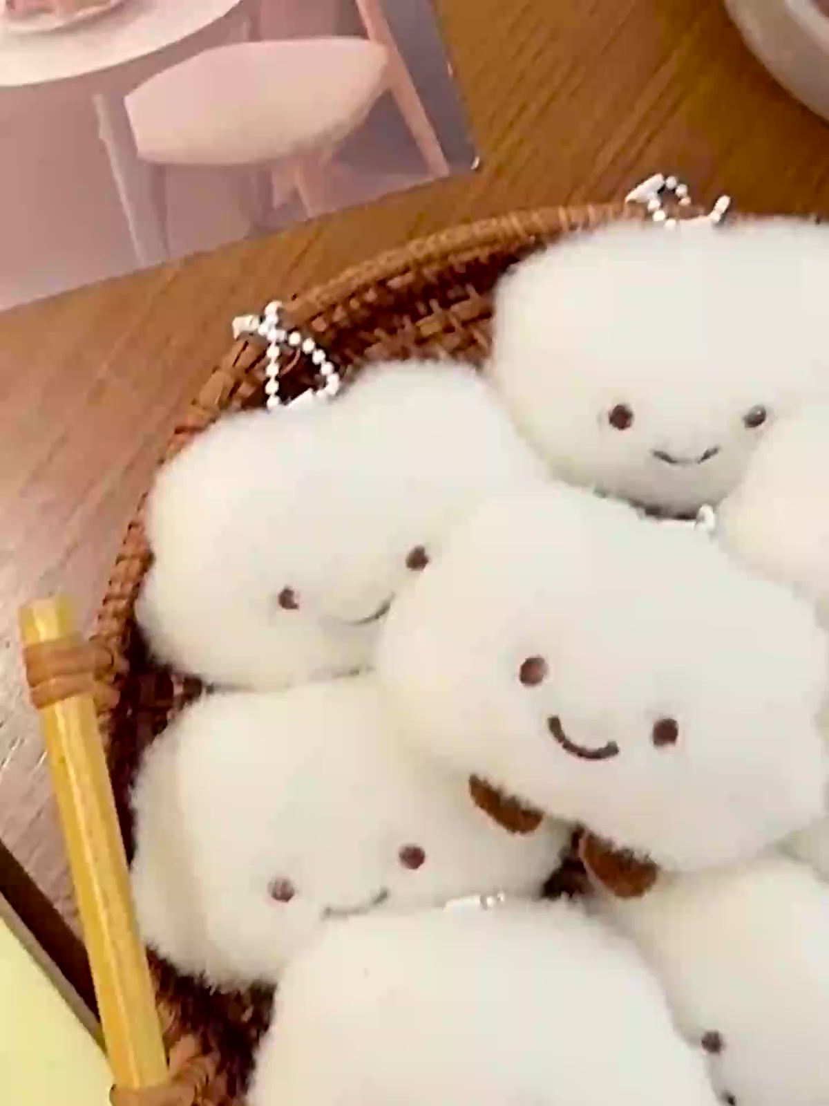 Брелок Plush Story, белый — фото 1