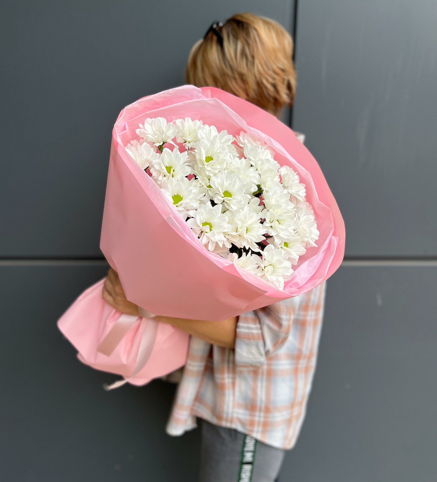 Монобукет Florideya, кустовая ромашковая хризантема, 5 веточек, высота 50см, L