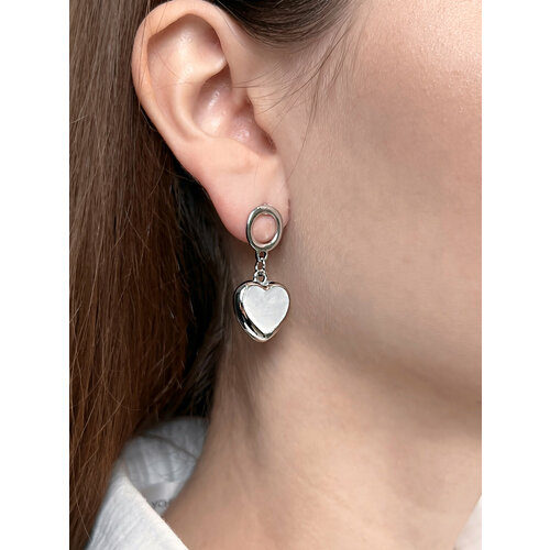 Серьги пусеты FLORANSE, перламутр, белый