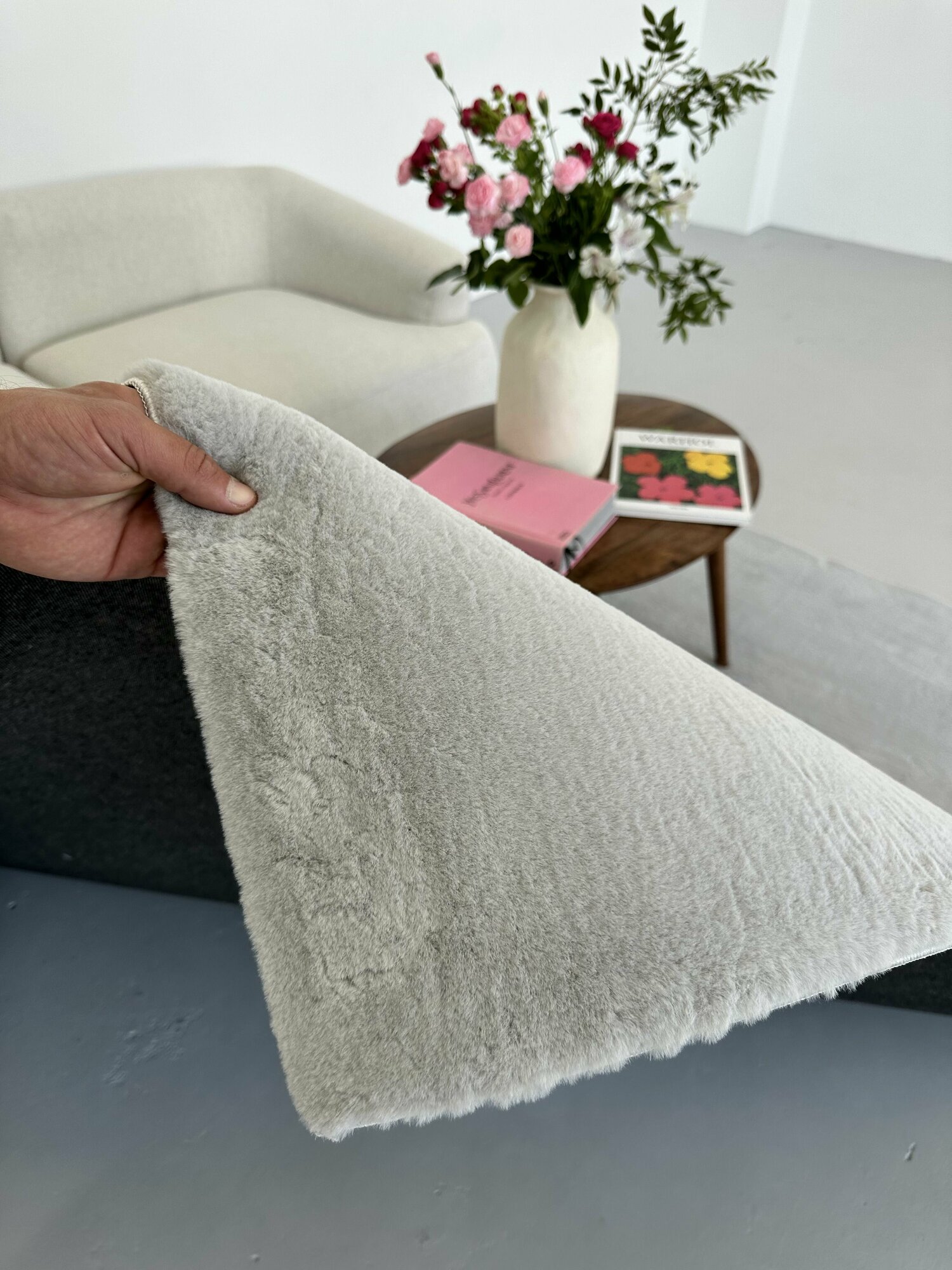 фото Ковер для комнаты на пол плюшевый мягкий 120 на 180 см