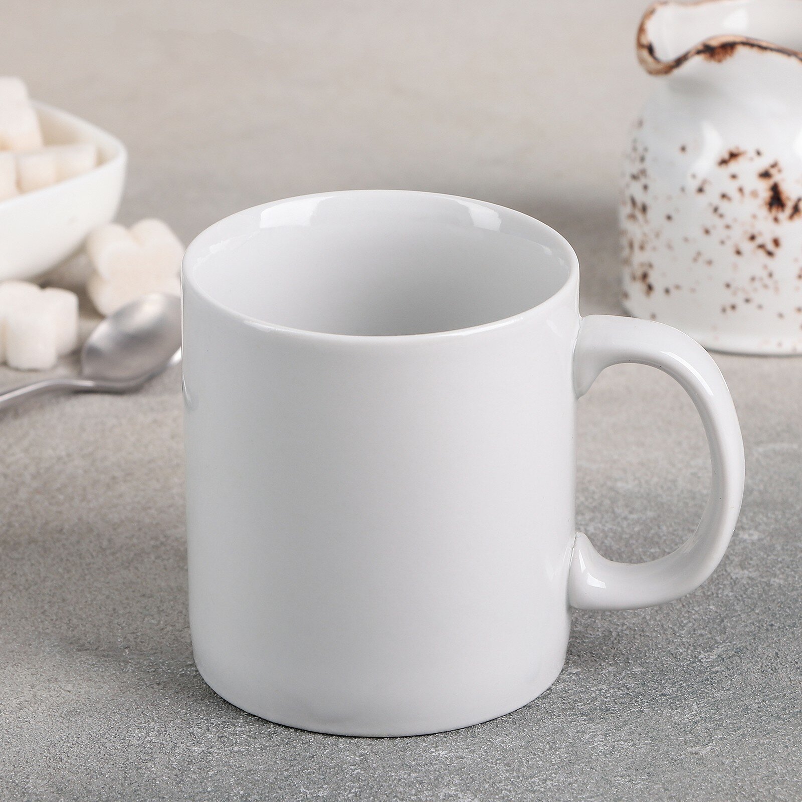 фото Кружка фарфоровая белая однотонная Европейский 300 мл.