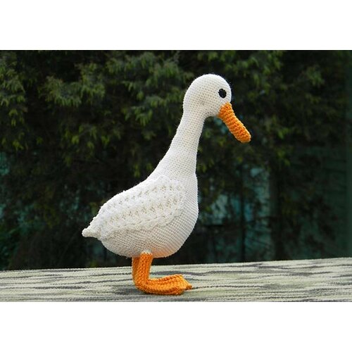 Вязаная интерьерная игрушка ручной работы Белая утка