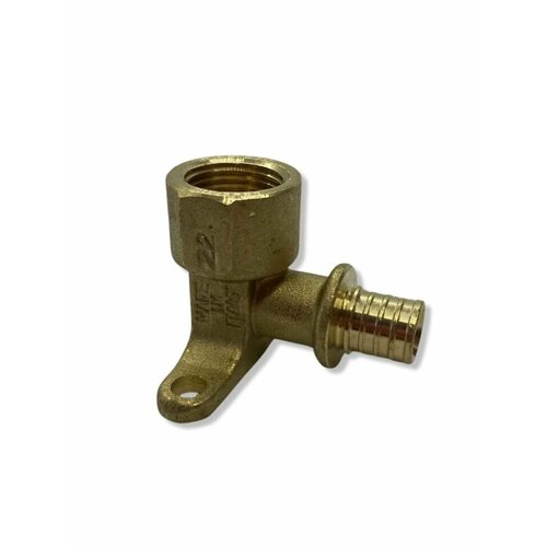 Водорозетка с креплением 16х1/2 (H-40мм) General Fittings 340023H041622A фитинг резьба general fittings 51074 s s 1 2 ½ 1 шт