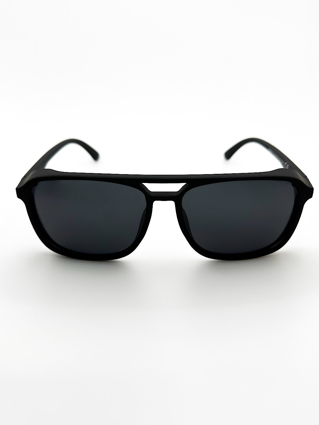 Солнцезащитные очки Matis  Вайфареры