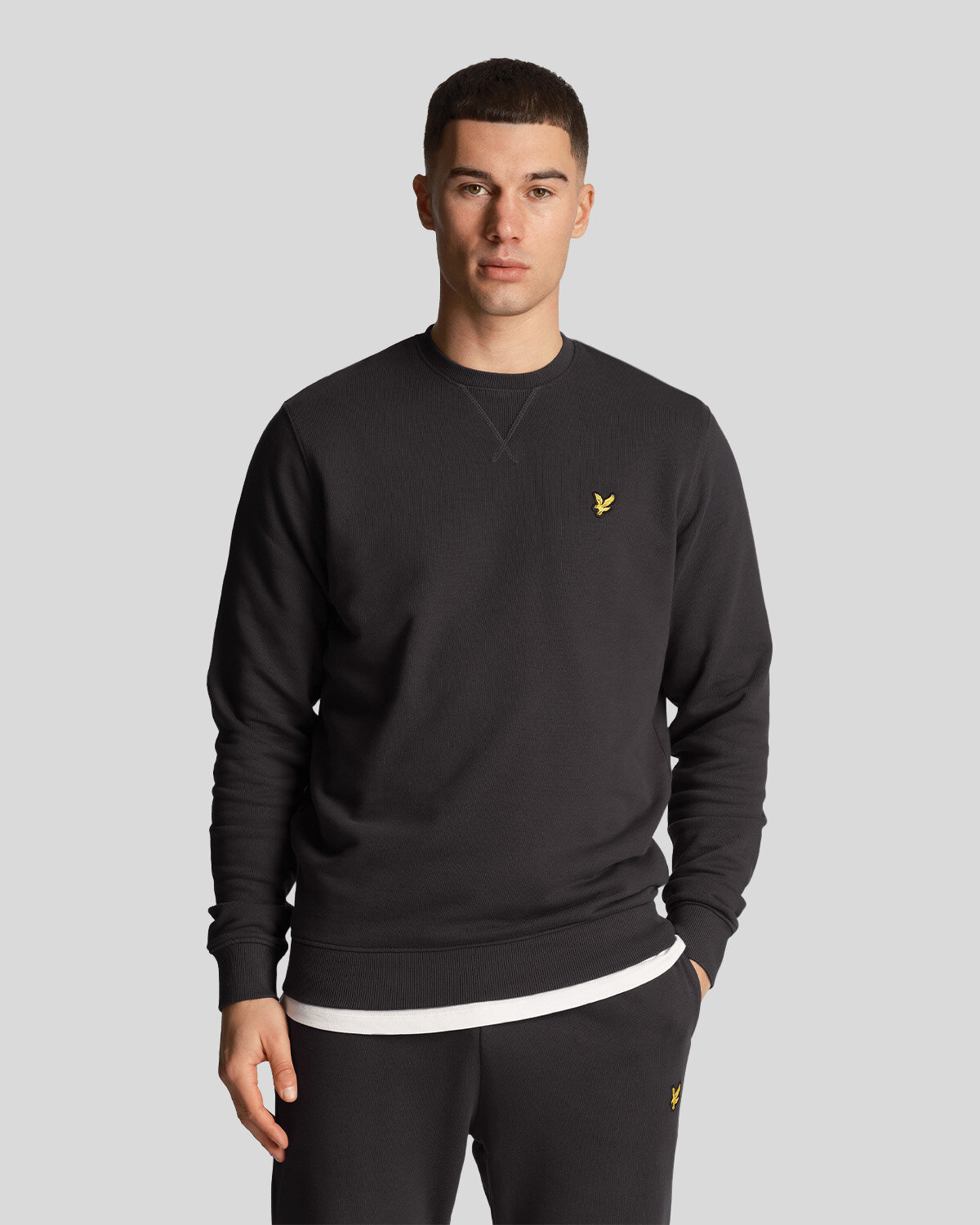 Свитшот Lyle & Scott Crew Neck Sweatshirt, размер L, серый, черный