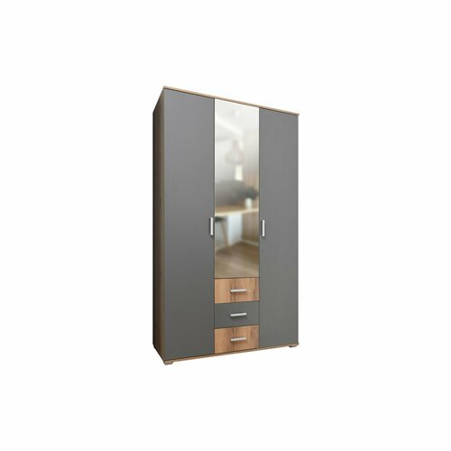 Шкаф 3-х створчатый 