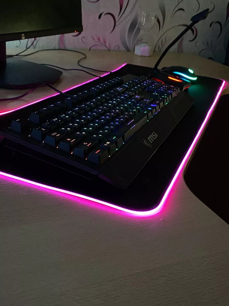 Игровой коврик для мыши с подсветкой 80х30 см